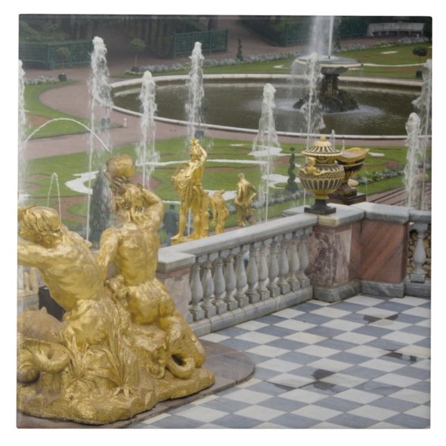 Ryssland, St. Petersburg, Peterhoff (även känd som Kakelplatta (Framsidan)