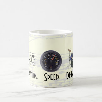 Rytm rusar, trummar muggen kaffemugg