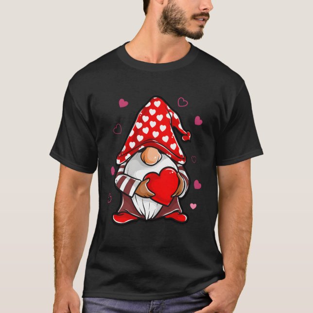 S Day Gnome Kärlek Holding Red He T Shirt (Framsida)