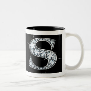 "S" Diamond Bling på Black Mugg