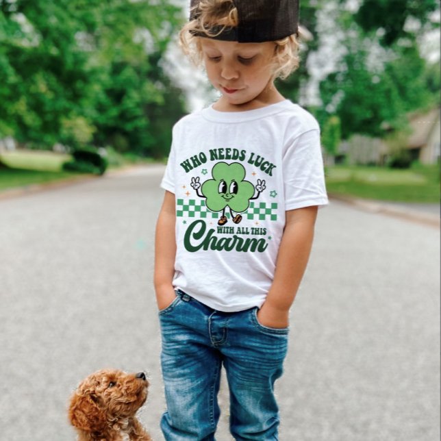 S:t Patrick behöver Tur med allt den här charmen T Shirt (Skapare uppladdad)