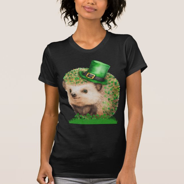 S:t Patrick's Day Cute Hedgehog Black T shirt (Framsida)