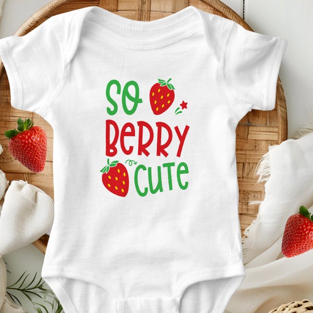 Så Berry Cute T Shirt (Skapare uppladdad)