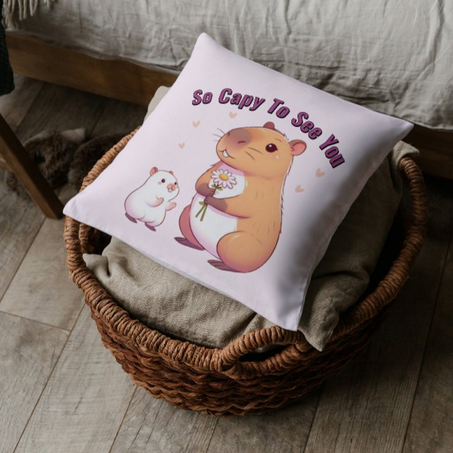 Så Capy Att Se Dig – Söt Capybara-konst  Kudde (Skapare uppladdad)