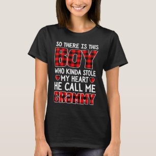 Så det är pojken som slår mitt hjärta han kallar m t shirt