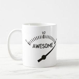 Så fullt av det enorma mätinstrumentet kaffemugg