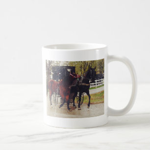 Så här hämtar du ett nytt hem för hästar kaffemugg