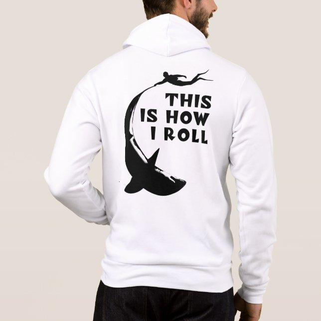 Så här rullar jag - Dyka med haj T Shirt (Baksida)