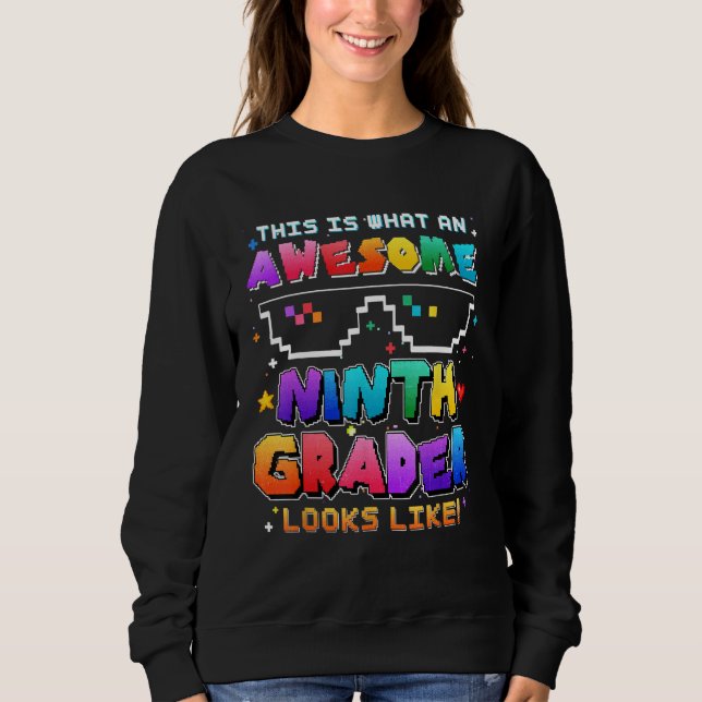Så Här Ser En Fantastisk Niondeklassare Ut T Shirt (Framsida)