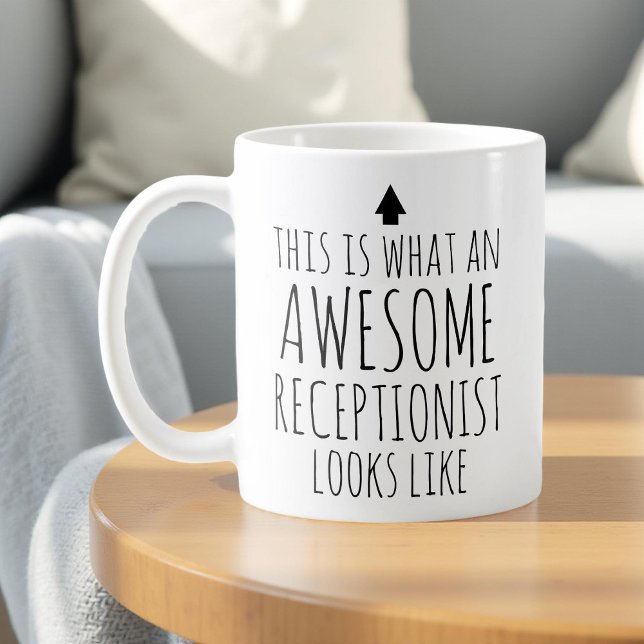 Så här ser en fantastisk receptionist ut kaffemugg (Skapare uppladdad)