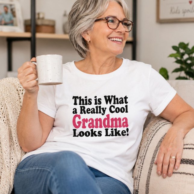 Så Här Ser En Riktig Coola Mormor Ut T Shirt (Skapare uppladdad)