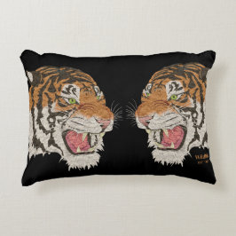 Så irriterade och bittra Tigers Black Prydnadskudde