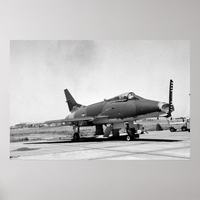 Sabel för toppen F-100 Poster (Framsidan)