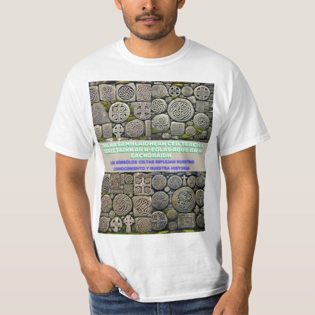 Sabiduría Celta: Símbolos y Conocimiento T Shirt (Framsida)