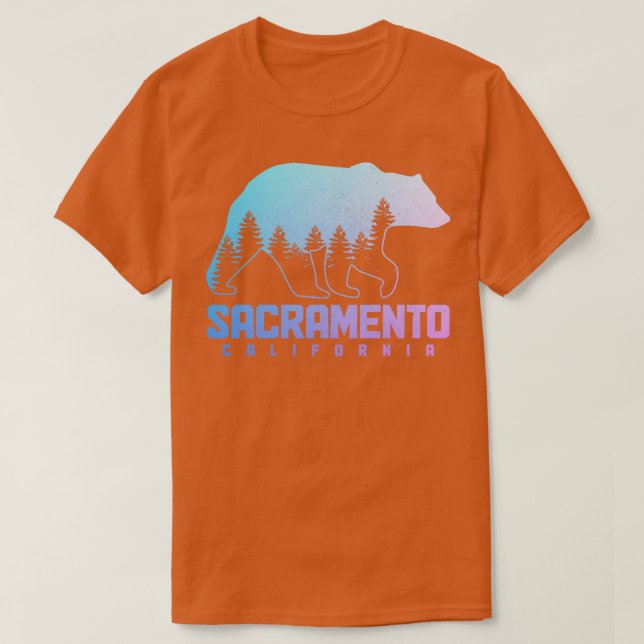 Sacramento California Bear Grizzly Pride Outdoor V T Shirt (Design framsida)