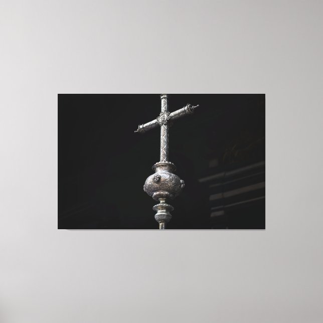 Sacred Silver: Ornate Processional Cross Canvastryck (Framsida)