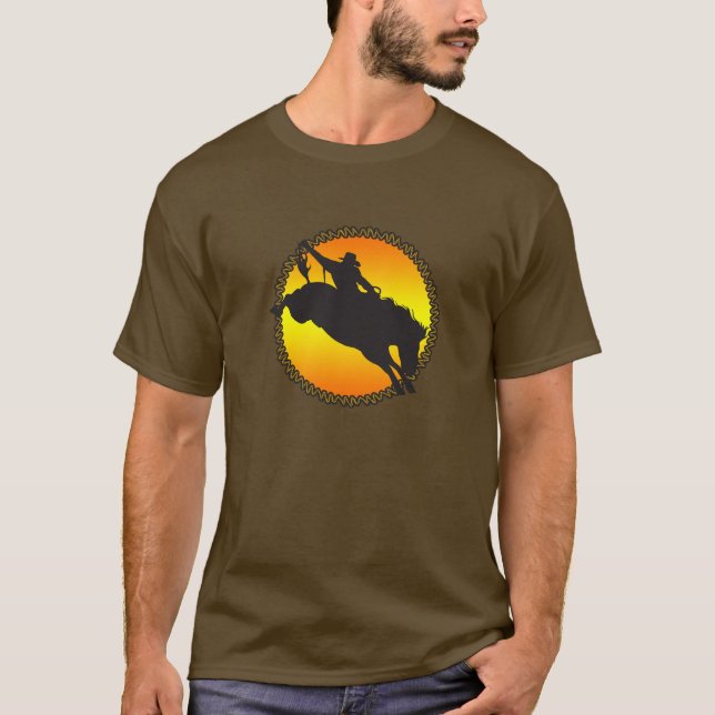 Saddle Bronc Sunset Tee Shirt (Framsida)