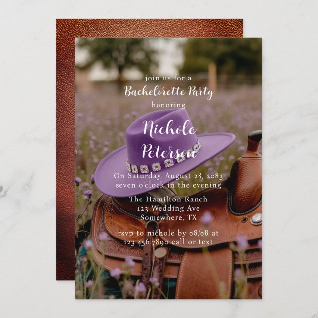 Saddle på stängslet med Hat Bachelorette Party Inbjudningar (Fram/baksida)