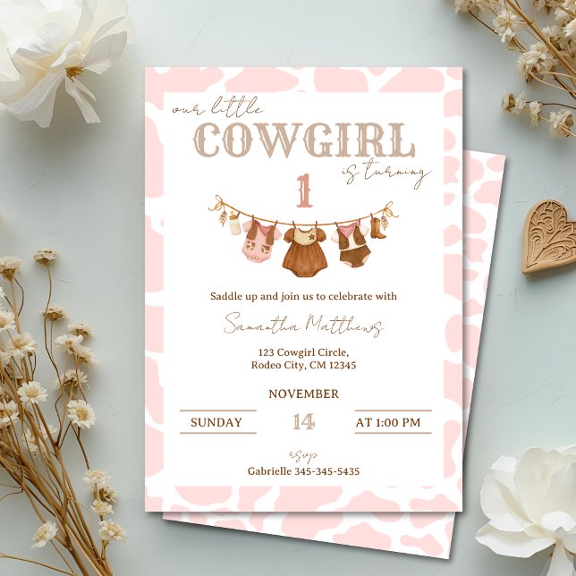 Saddle Up Pink Cowgirl Western Birthday Inbjudningar (Saddle Up! Pink Cowgirl Western Birthday Invitation)