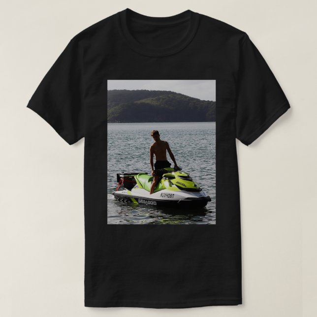Sadoo jet ski i paradiset t shirt (Design framsida)