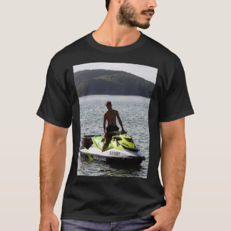 Sadoo jet ski i paradiset t shirt