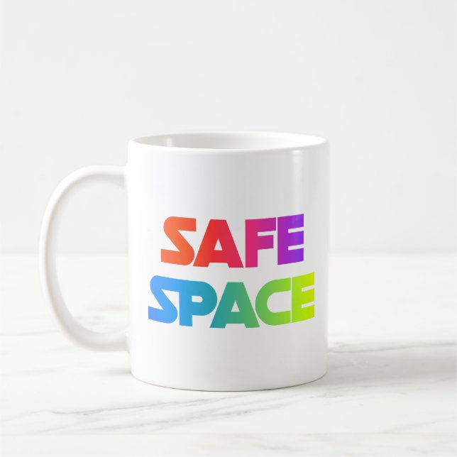 SAFE SPACE – Bold Rainbow Mug of Love Kaffemugg (Vänster)