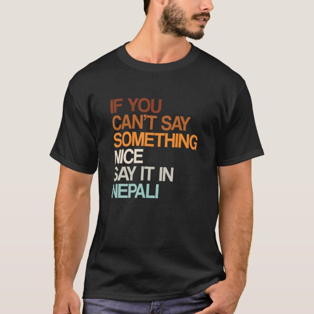 Säg det i Nepali Nepal Humor Nepal Ord T Shirt (Framsida)