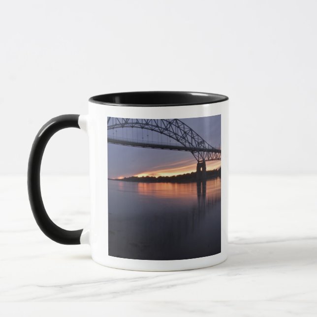 Sagamor Bridge över Cape Cod-kanalen, 2 Mugg (Vänster)