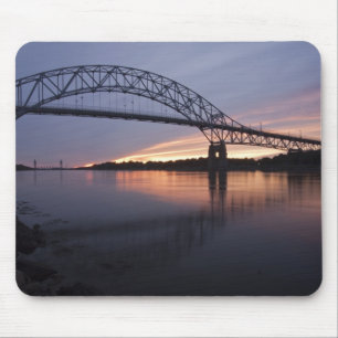 Sagamor Bridge över Cape Cod-kanalen, Musmatta