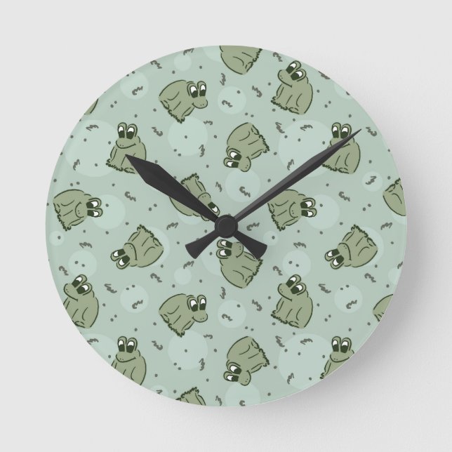 Sage Bubble Frogs - lagerungar grönt mönster. Rund Klocka (Framsida)