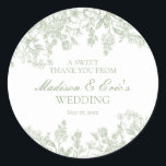 Sage Chinoiserie Vintage Floral Wedding Circle Runt Klistermärke<br><div class="desc">Love is in bloom! This sage Chinoiserie Party Decor Collection, features delicate toile floral patterns for timeless elegance. Each piece in this collection showcases intricate designs in shades of green, evoking a sense of sophistication and elegance. ★ Let me help you plan your next party! ★ If you need coordinating...</div>