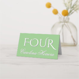 Sage Green Elegant Script Guest Name Number Placeringskort