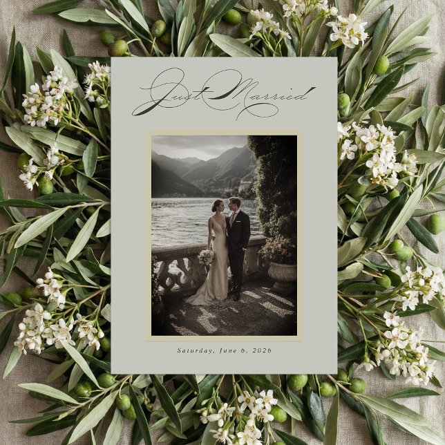 Sage Green Olive Branch Monogram Just Married Julkort (Skapare uppladdad)