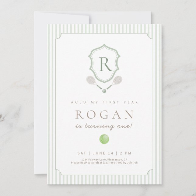 Sage Green Preppy Tennis Crest 1st Birthday invite Tack Kort (Framsida)