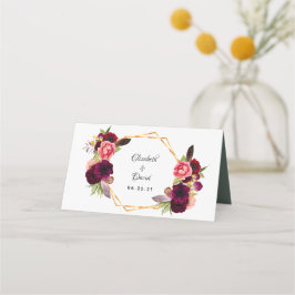 Sage grönt blommigt burgundy bröllop placeringskort