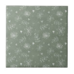 Sage Grönt Blommigt Farmhouse Ceramic Tile Kakelplatta<br><div class="desc">Enkelt hand plockade,  vita blommor och löv på en grönt i land. 100 % kundtillfredsställelse med "Zazzle" varje dag.</div>
