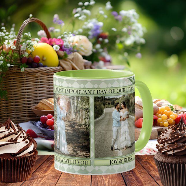 Sage Grönt Bröllop Photo Mugg (Elegant wedding photo mug showing your photos framed by a sage green patterned design with leaves)