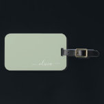 Sage Grönt Minimalist Modern Monogram-Elegant Bagagebricka<br><div class="desc">Vi presenterar vår minimalistiska Modern Monogram Elegant Collection för Sage-Grönten: Öka din estetik med en sofistikerad och tidlös elegans. Vår samling visar minimalistiska mönster i en stillastående grönt, kompletterad med raffinerade monogram som är skräddarsydda efter ditt personliga stil. Från polerat kontorsmaterial till mångsidiga tillbehör är varje biet i vår samling...</div>