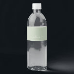 Sage Grönt Minimalist Modern Monogram-Elegant Vattenflaska Etikett<br><div class="desc">Vi presenterar vår minimalistiska Modern Monogram Elegant Collection för Sage-Grönten: Öka din estetik med en sofistikerad och tidlös elegans. Vår samling visar minimalistiska mönster i en stillastående grönt, kompletterad med raffinerade monogram som är skräddarsydda efter ditt personliga stil. Från polerat kontorsmaterial till mångsidiga tillbehör är varje biet i vår samling...</div>