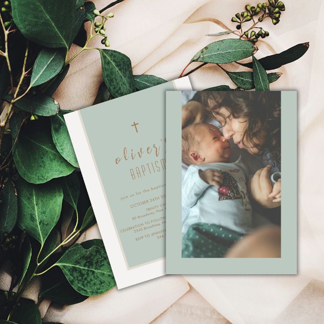 Sage Grönt Modern Kor Christening Photo Baptism Inbjudningar (Sage Green Modern Cross Christening Photo Baptism Invitation)