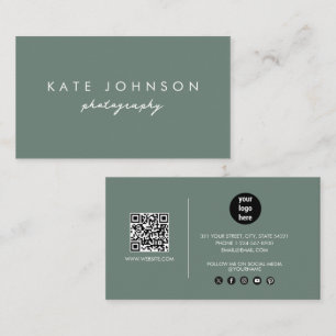 Sage Grönt Modern skript QR Code Social Media Visitkort