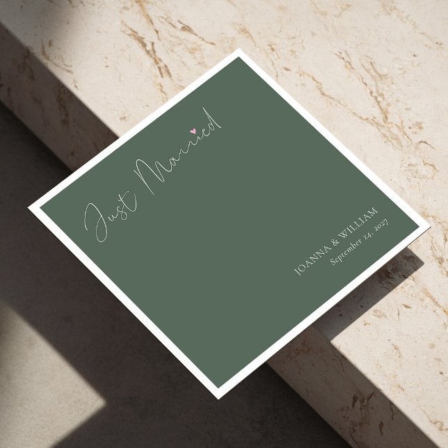 Sage Grönt Ny gifta Bröllop Napkins med Namn Pappersservett (Sage Green Just Married Wedding Napkins with Names)