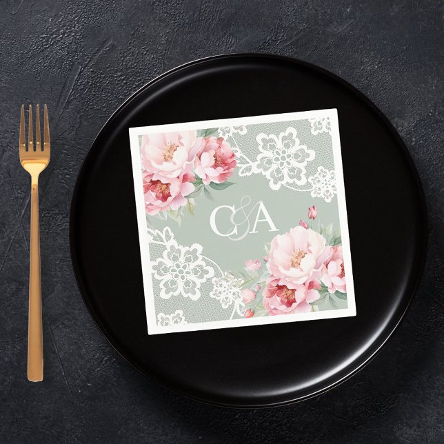 Sage grönt rosa ros blommigts monogram bröllop pappersservett (Skapare uppladdad)