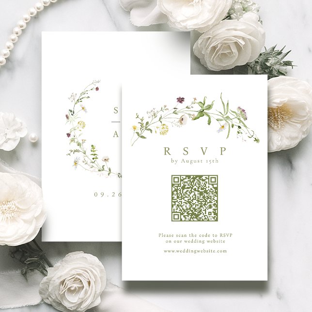 Sage Grönt Wildblomma Rustic Boho QR-kod Bröllop OSA Kort (Sage Green Wildflower Rustic Boho QR code Wedding RSVP Card)