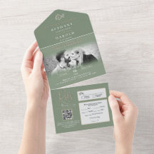 Sage Monogram allt i en bröllopsinbjudan