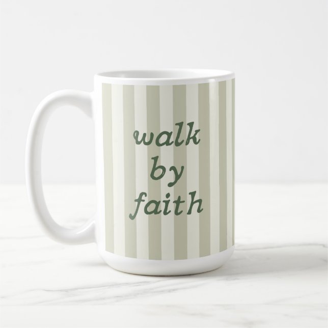 Sage Neutral Rand Bibelvers Bokstavsdesign Mysig Kaffemugg (Vänster)
