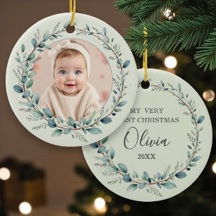 Sagegrön bebis första jul fototavla julgransprydnad keramik