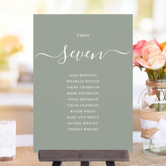 Sagegrön chic script tabellnummer sittplatskort (Sage Green Chic Script Table Number Seating Chart)
