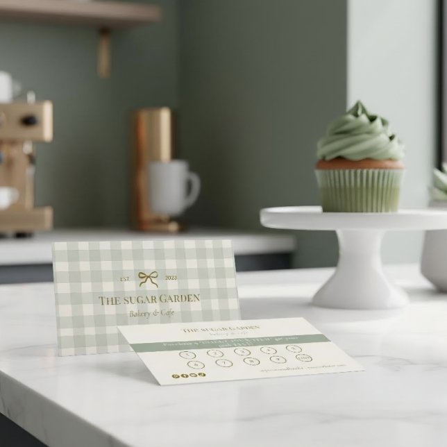 Sagegrön creme gingham båge bageri lojalitet punch visitkort (Skapare uppladdad)
