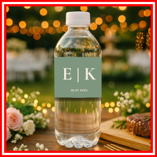 Sagegrön Monogram Bröllop Vattenflaska Etikett